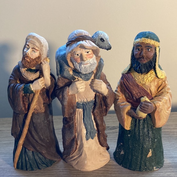 Nativity set of 7 figurines numbered resin vintage - Picture 13 of 16